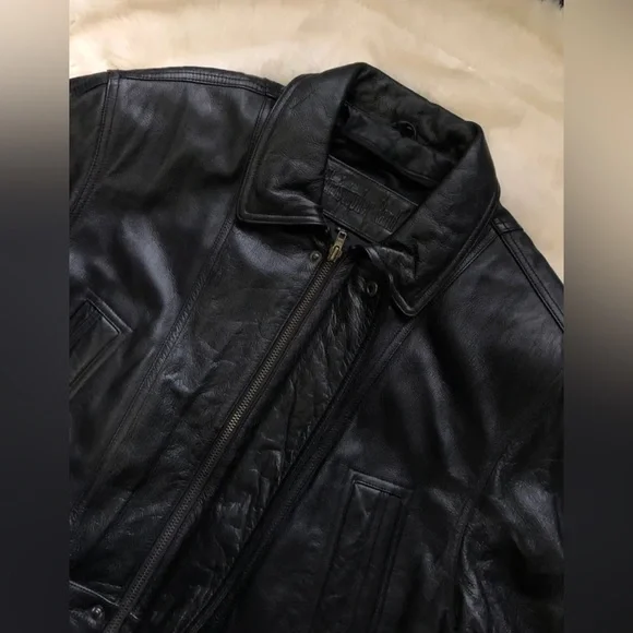 Leather Jacket - Picture 6 of 10